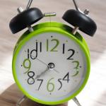 Brighten Your Mornings with Our Analog Alarm Clock - Classic and Reliable