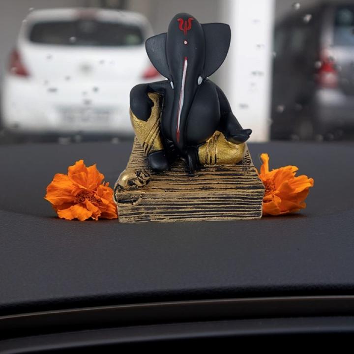 Exquisite Modern Ganesha Idols - Embrace Divine Blessings
